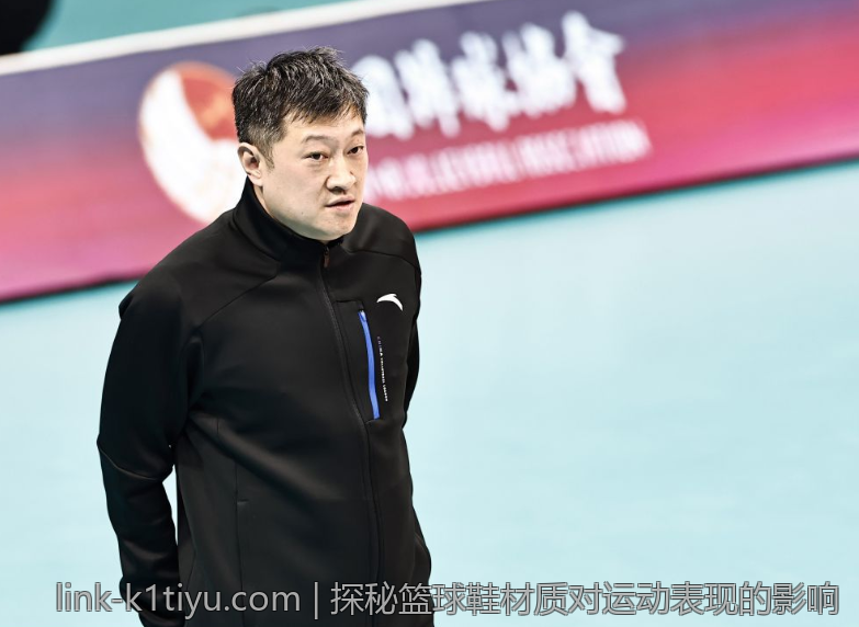 探秘篮球鞋材质对运动表现的影响